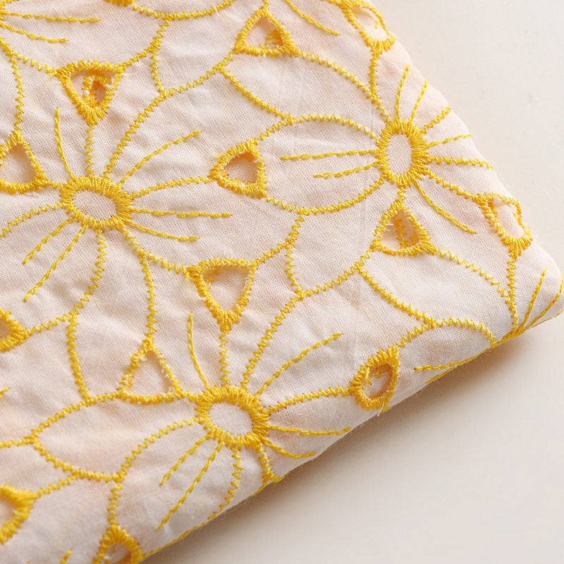 Sewing Eyelet Fabric - Kain Katun 100% Bordir Eyelet Lace