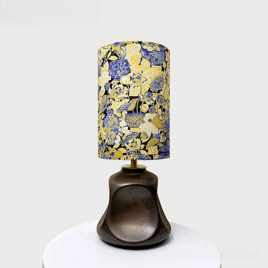 Lampu Meja Kain Gilded Liberty - Century Textile & Sewing Supply Saskatoon Sk ulasan dan harga